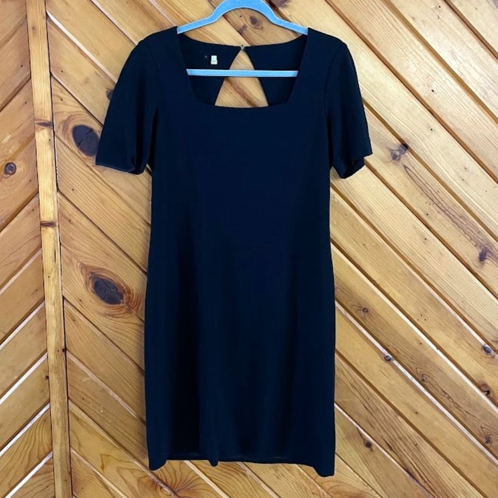 4C Size L Black Dress - Keyhole Short Sleeve